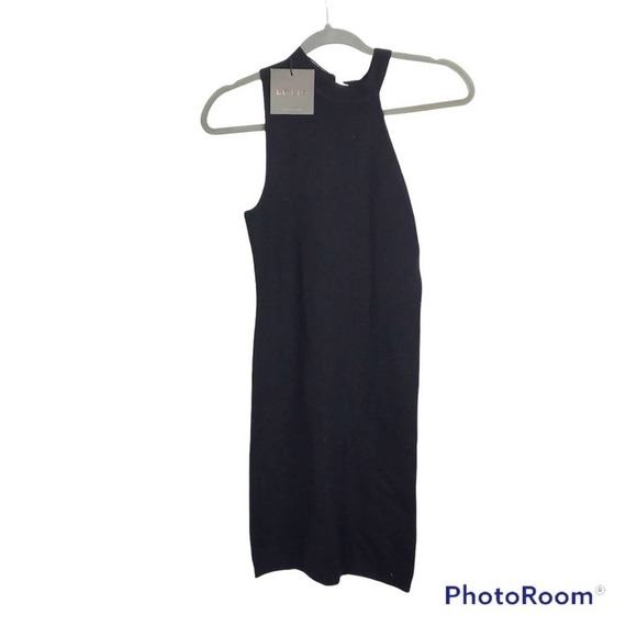 Le Lis black asymmetric sleeve black sweater dress size S NWT - Picture 1 of 4
